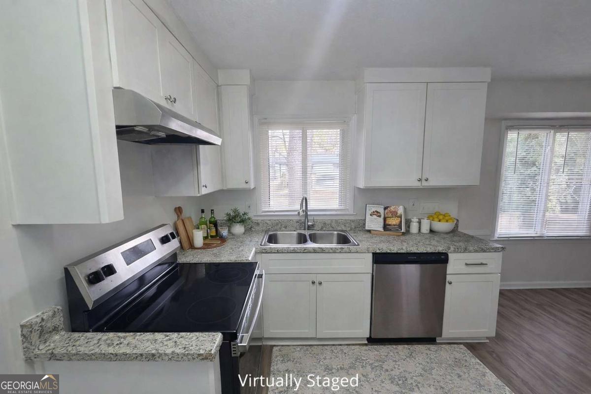 5350 Rockbridge Road Stone Mountain GA 30088