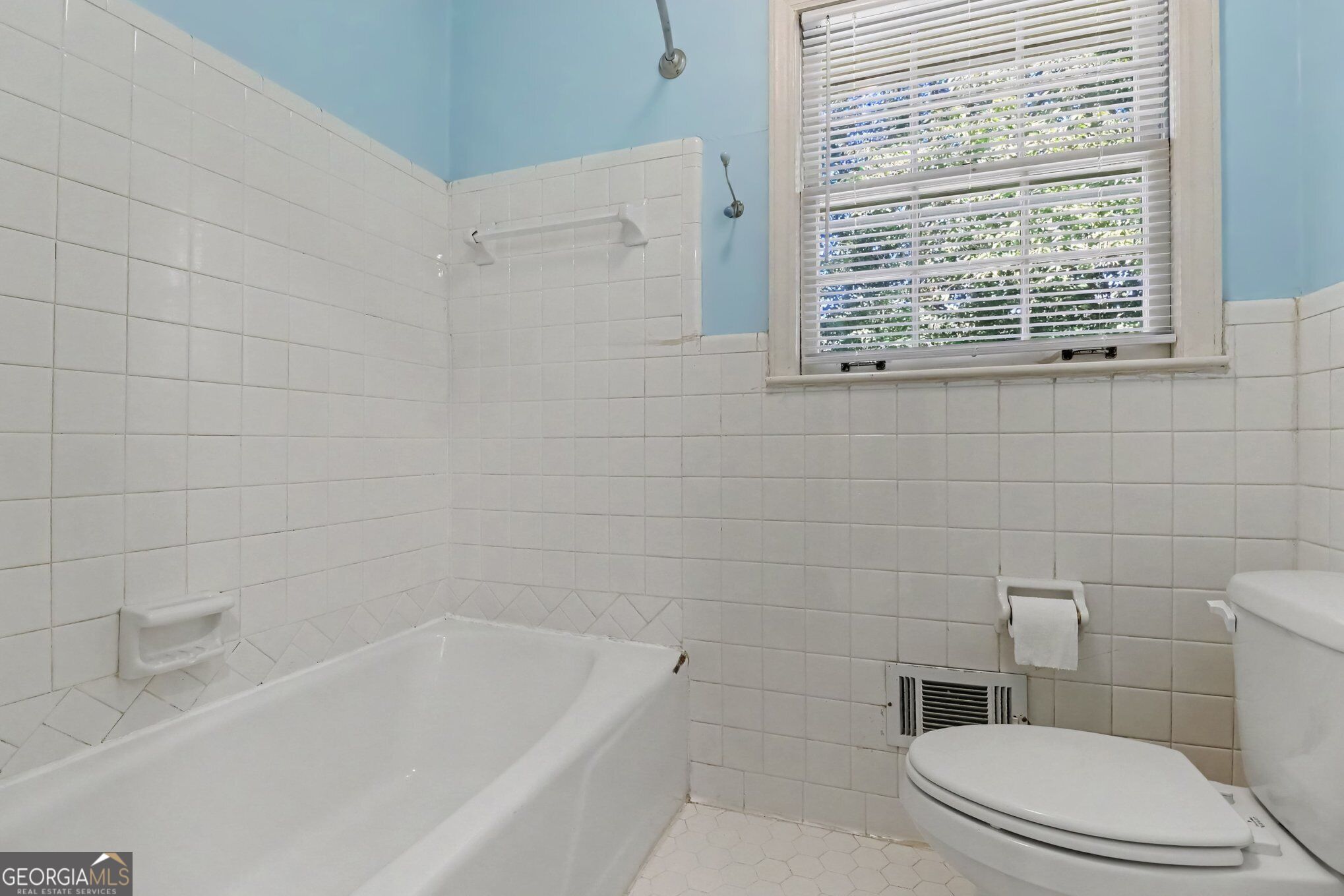 2027 Gainsborough Drive Chamblee GA 30341