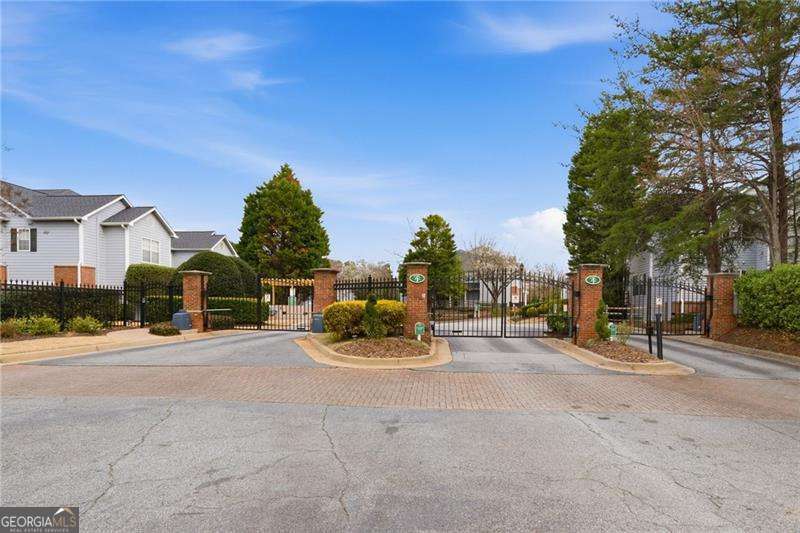 1006 Vinings Forest Lane SE Smyrna GA 30080