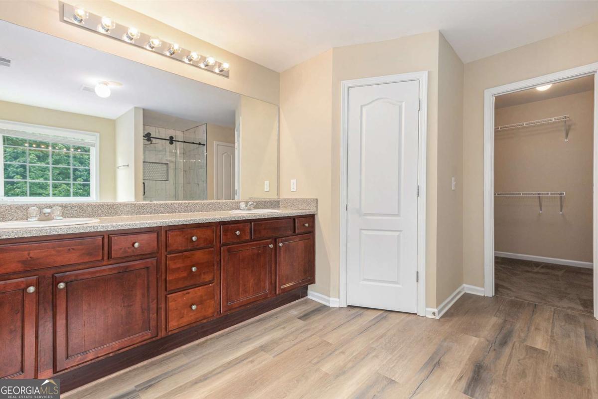 6054 Locklear Way Douglasville GA 30134