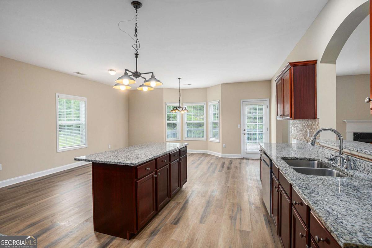6054 Locklear Way Douglasville GA 30134
