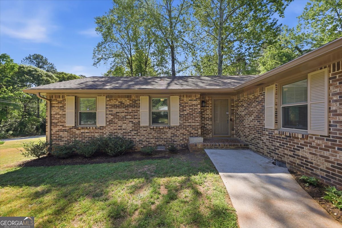 5569 Shadow Rock Drive Lithonia GA 30058