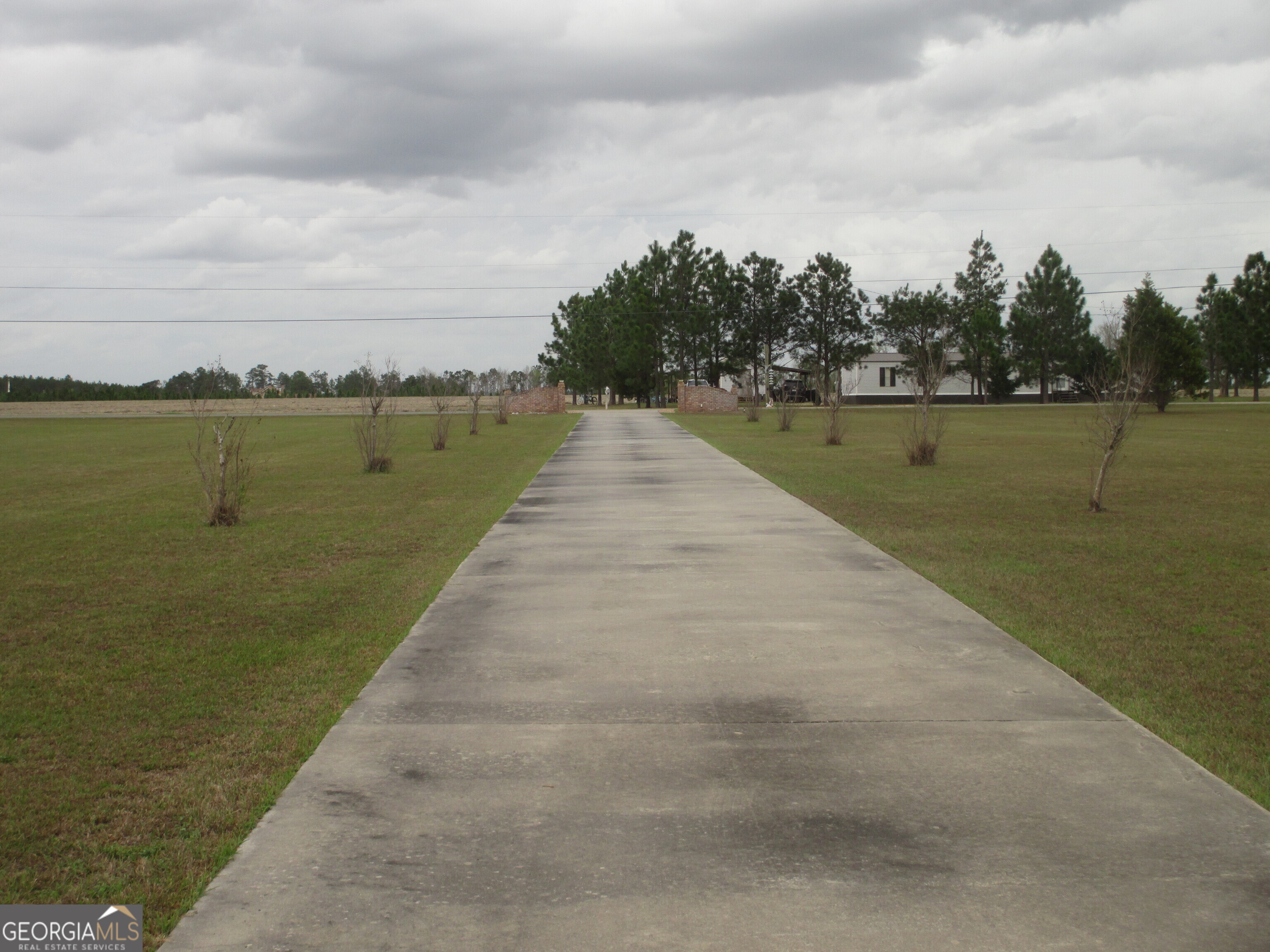 40 Comer Yawn Road Hazlehurst GA 31539