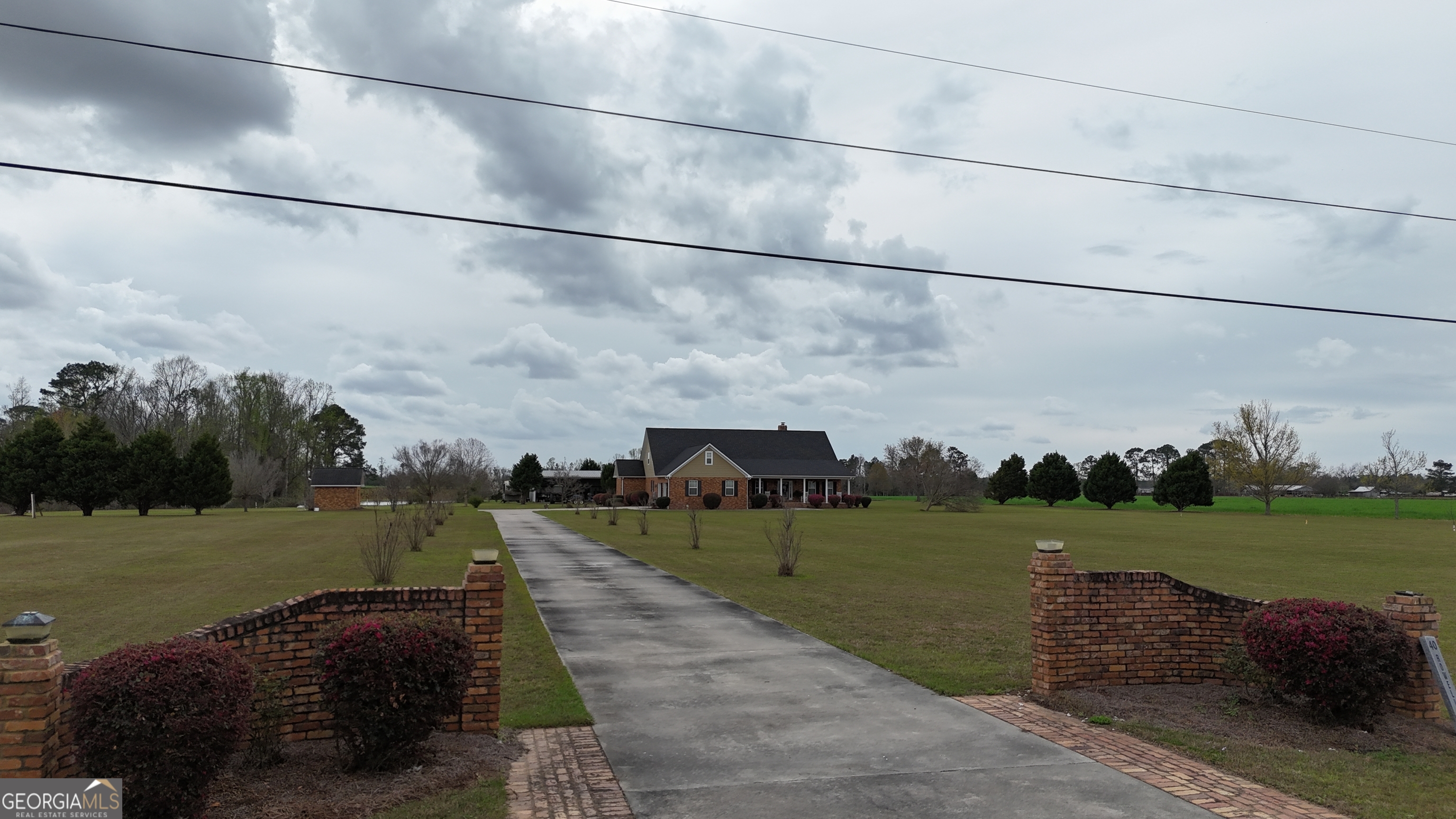 40 Comer Yawn Road Hazlehurst GA 31539