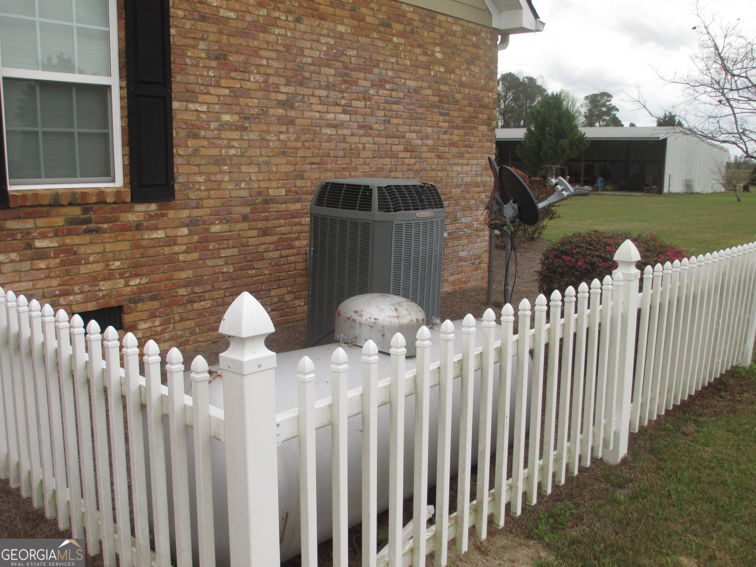 40 Comer Yawn Road Hazlehurst GA 31539