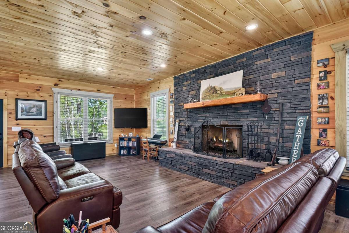 44 Raper Road Morganton GA 30560