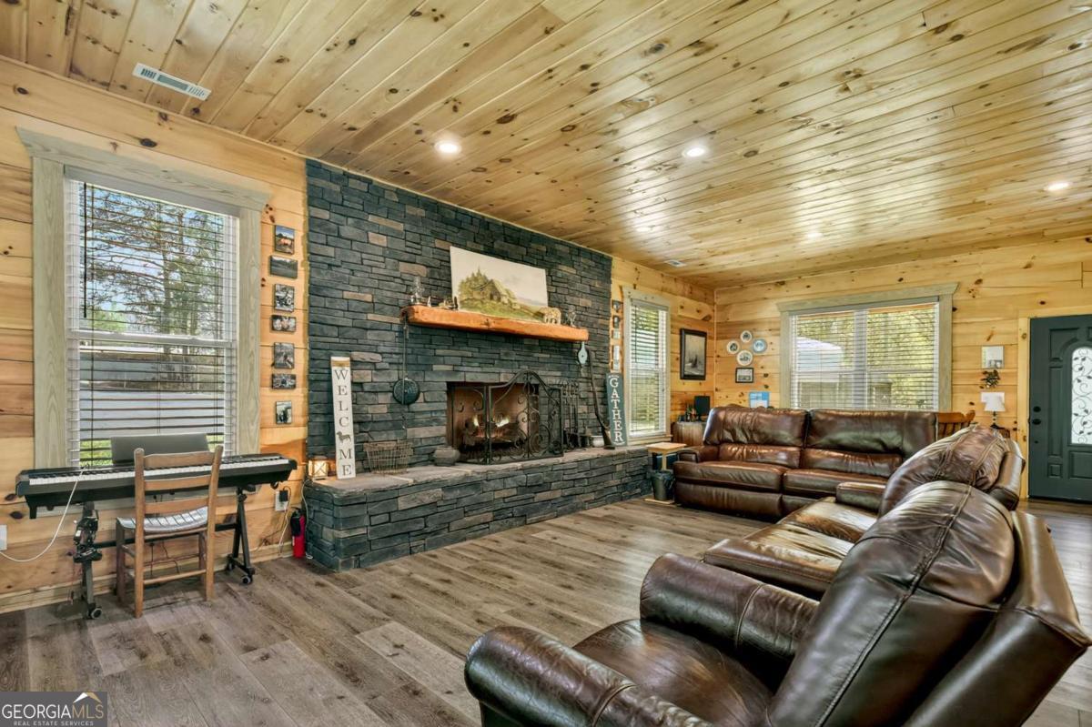 44 Raper Road Morganton GA 30560