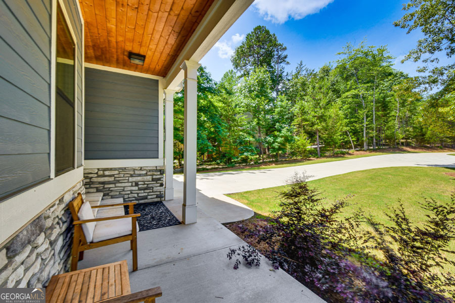 224 Seraph Pointe Lavonia GA 30553