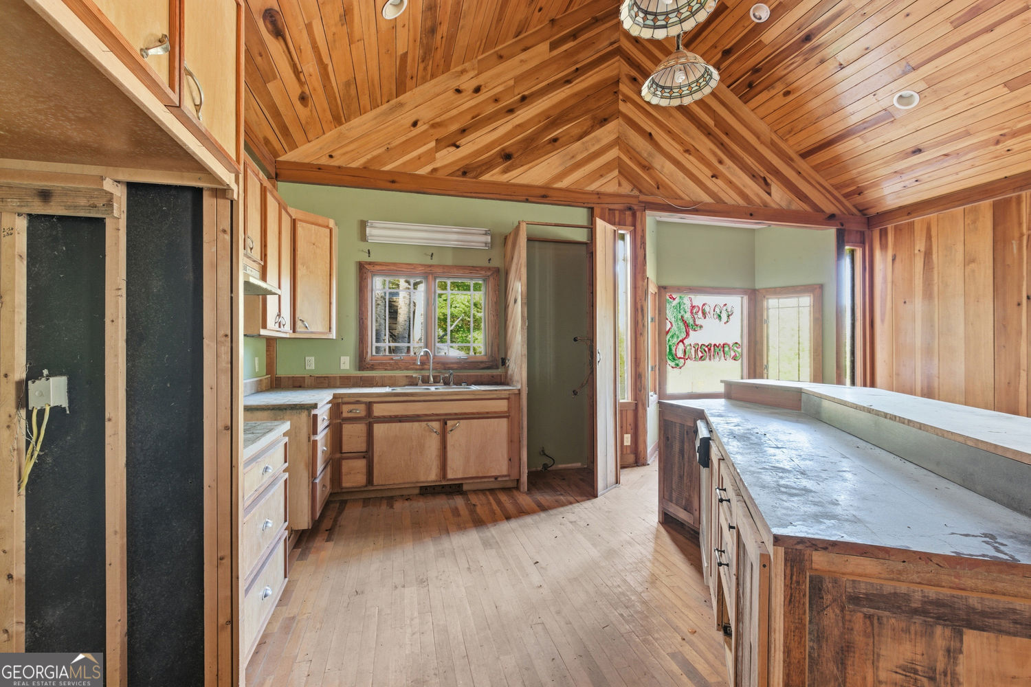 73 Redbird Lane Rabun Gap GA 30568