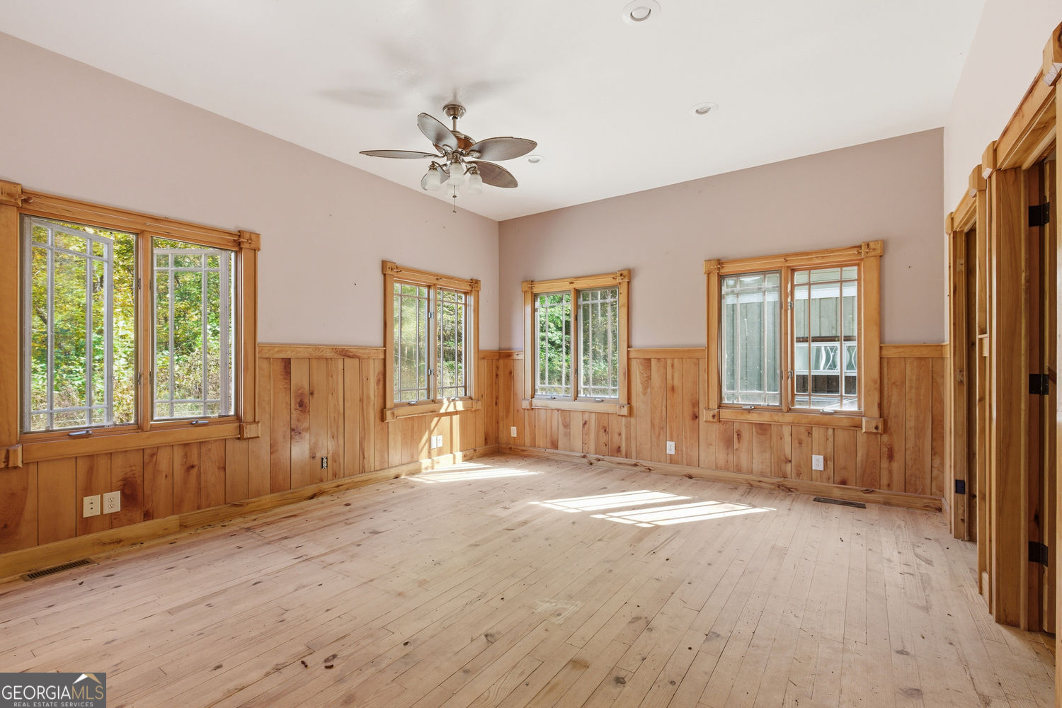 73 Redbird Lane Rabun Gap GA 30568