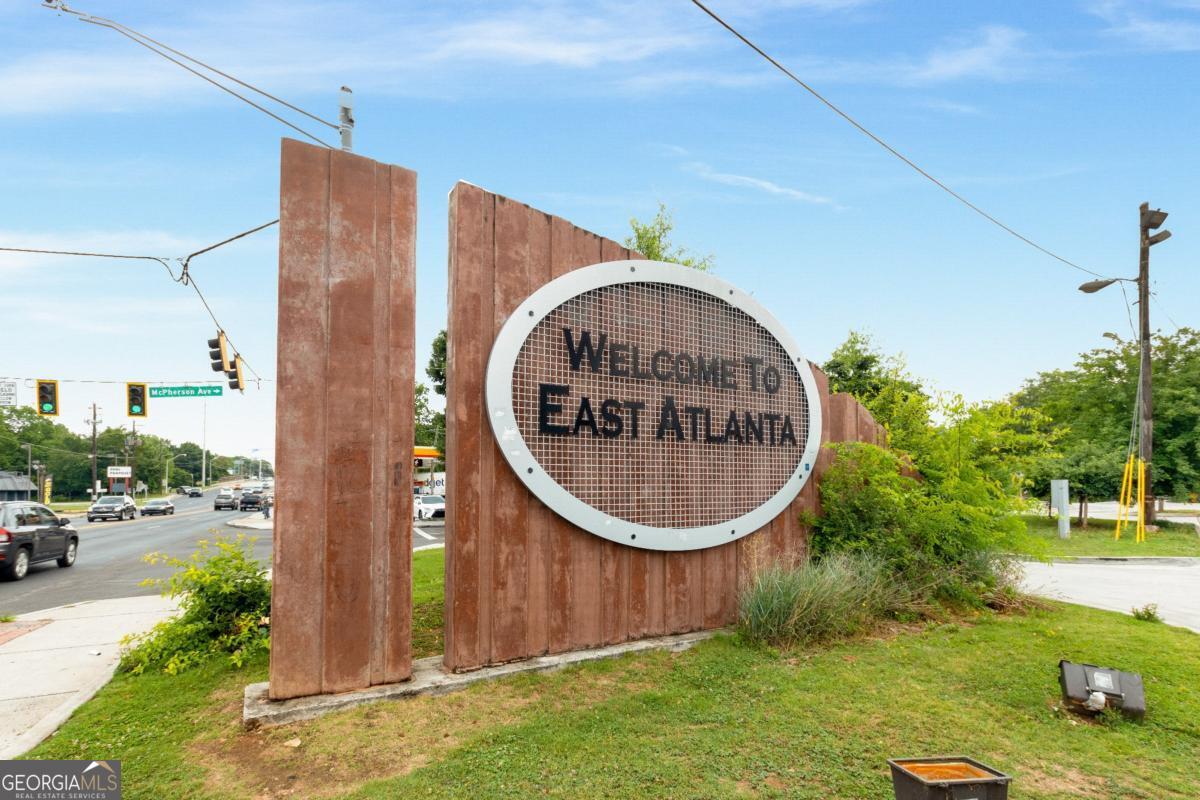 749 Stokeswood Avenue SE Atlanta GA 30316