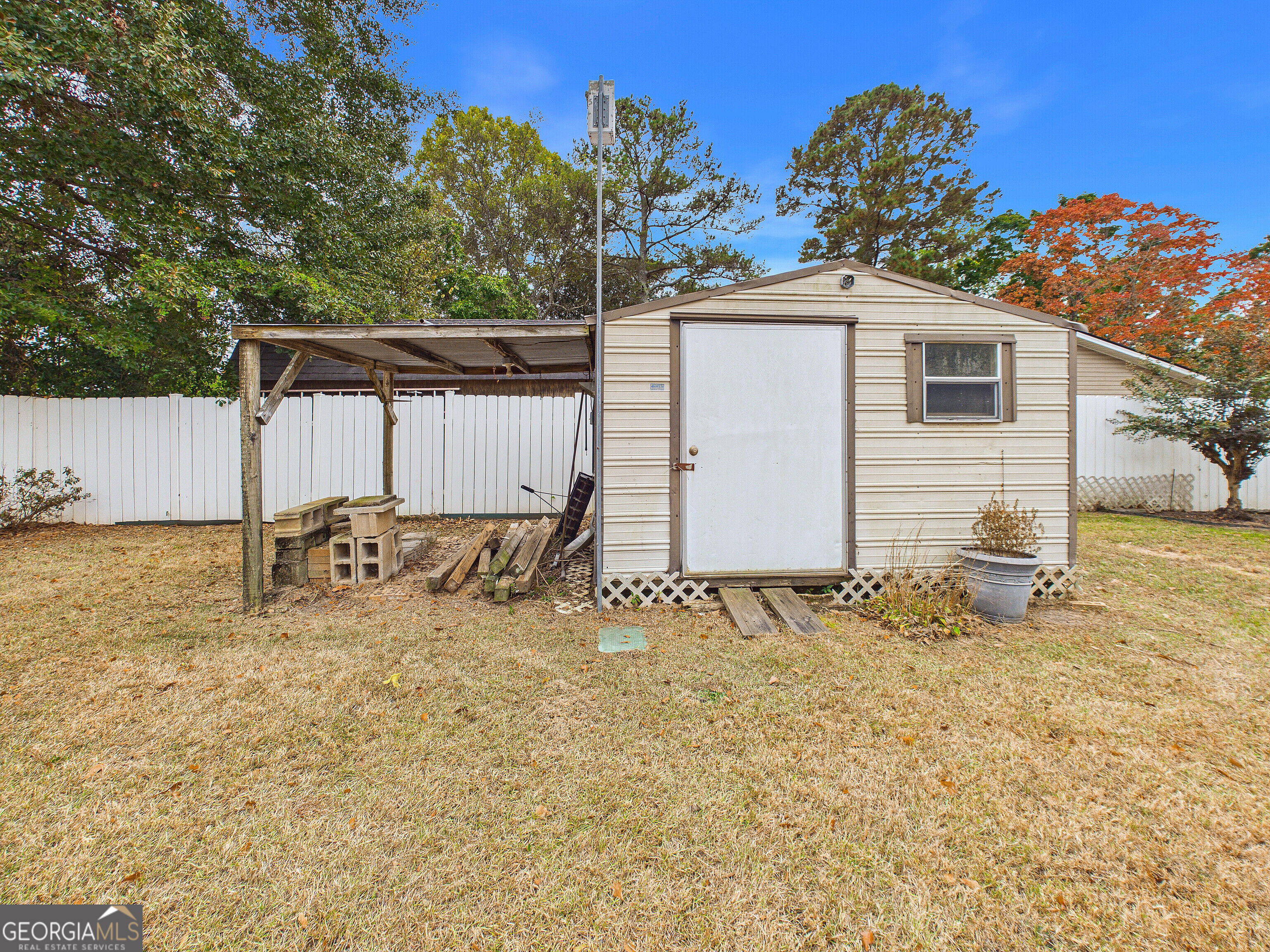 204 Scarborough Road Centerville GA 31028