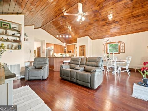 474 Seneca Way Ellijay GA 30540