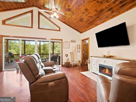 474 Seneca Way Ellijay GA 30540