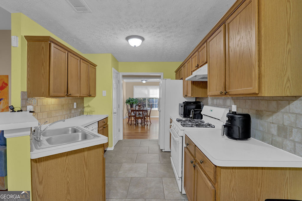 7343 Peacebrook Drive Flowery Branch GA 30542