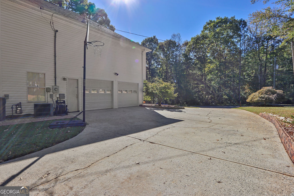7343 Peacebrook Drive Flowery Branch GA 30542