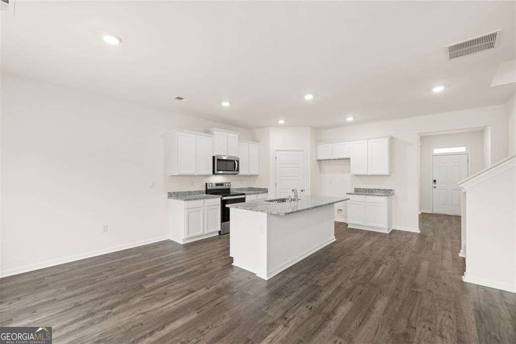 8559 Secretariat Drive Lithonia GA 30058