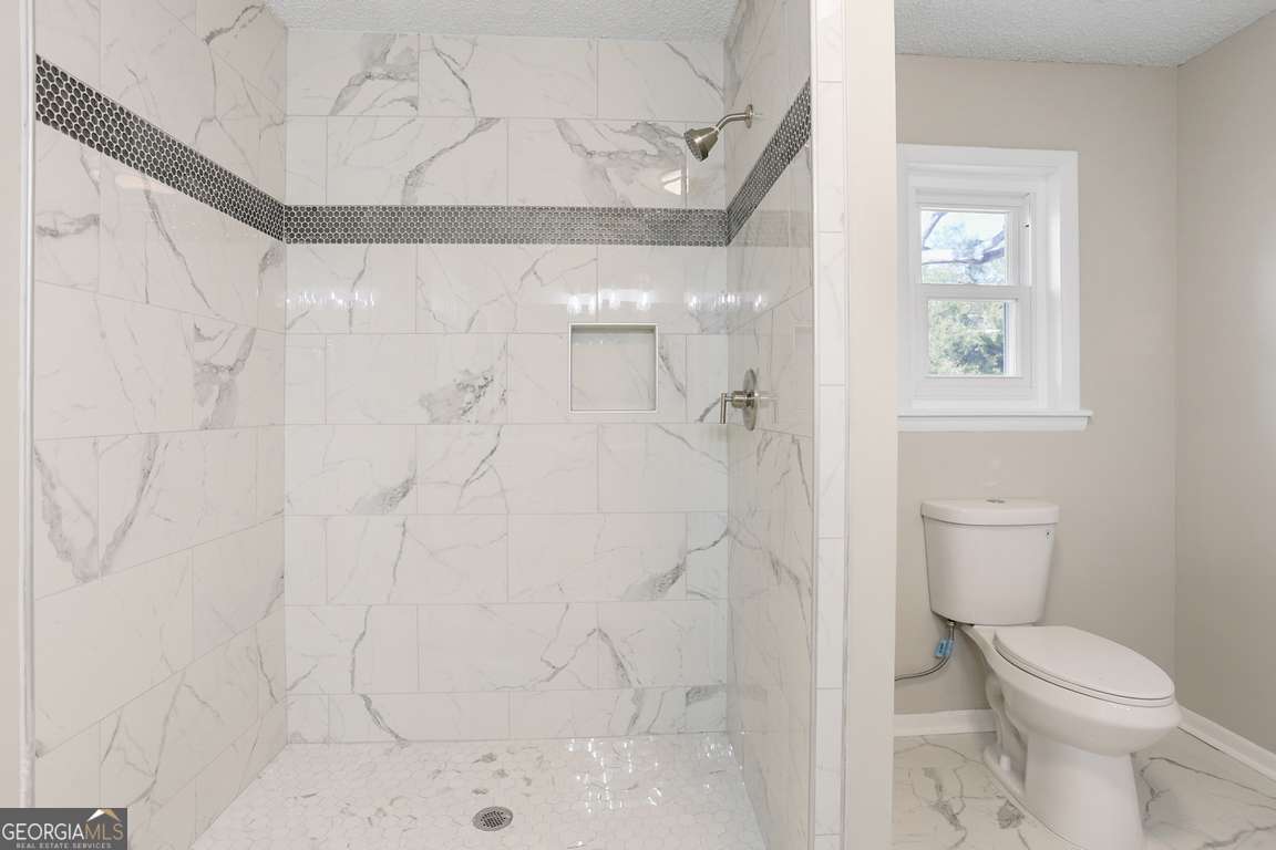 3127 Gilbert Street Savannah GA 31404