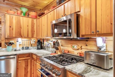 808 Granite Drive Hayesville NC 28904