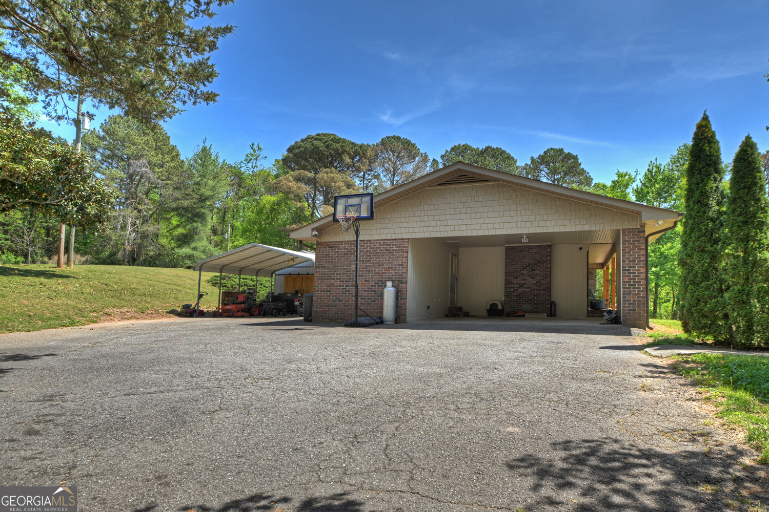 4519 Highway 52 E Ellijay GA 30536