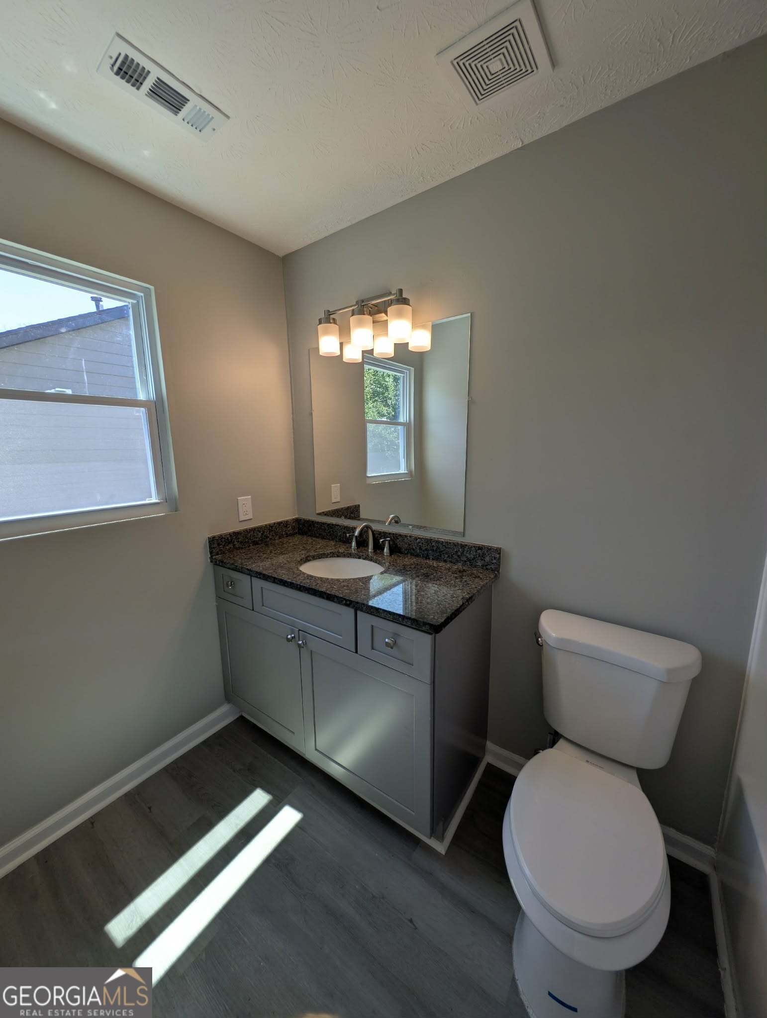 156 Crystal Brook Griffin GA 30223
