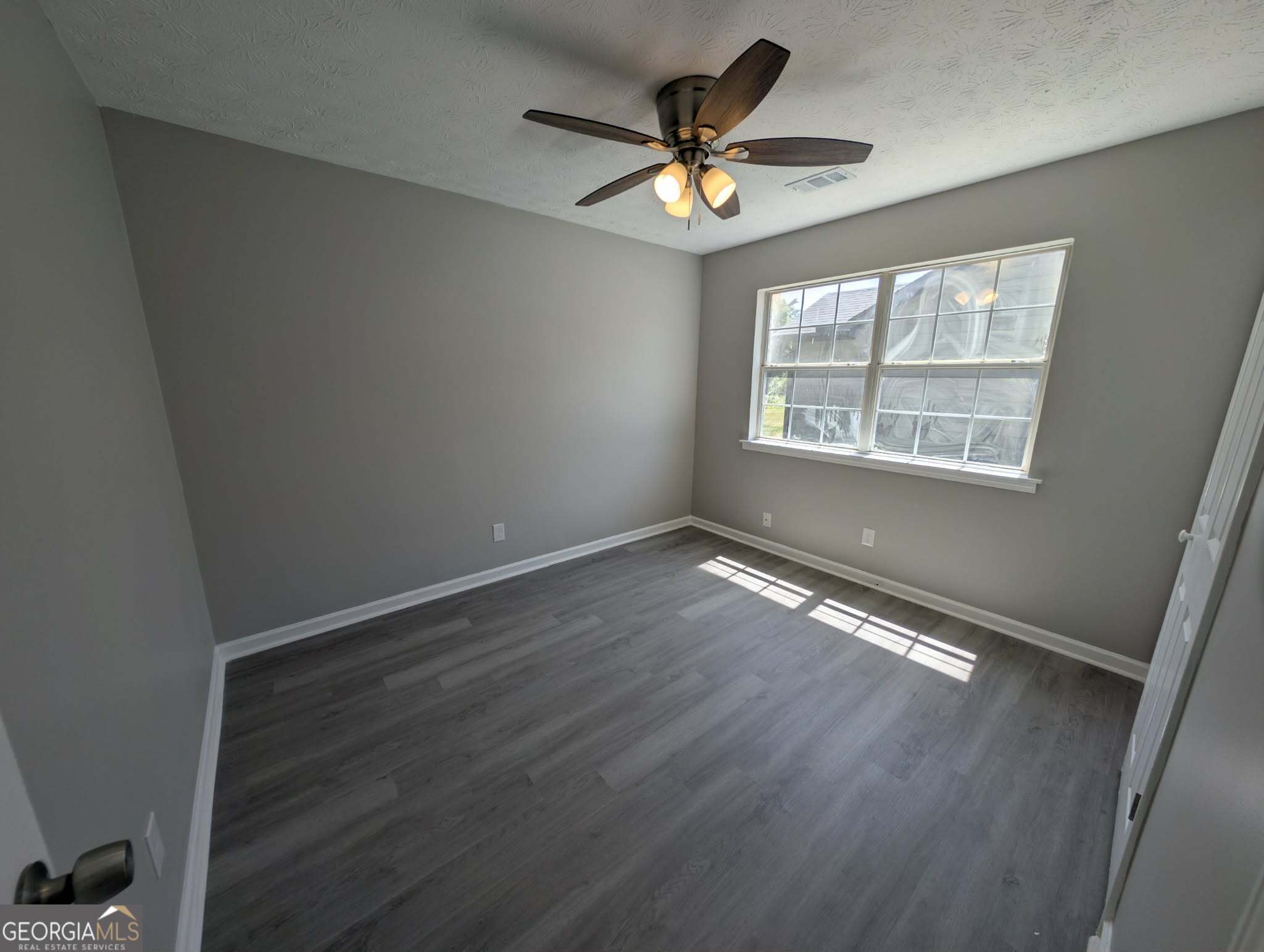 156 Crystal Brook Griffin GA 30223