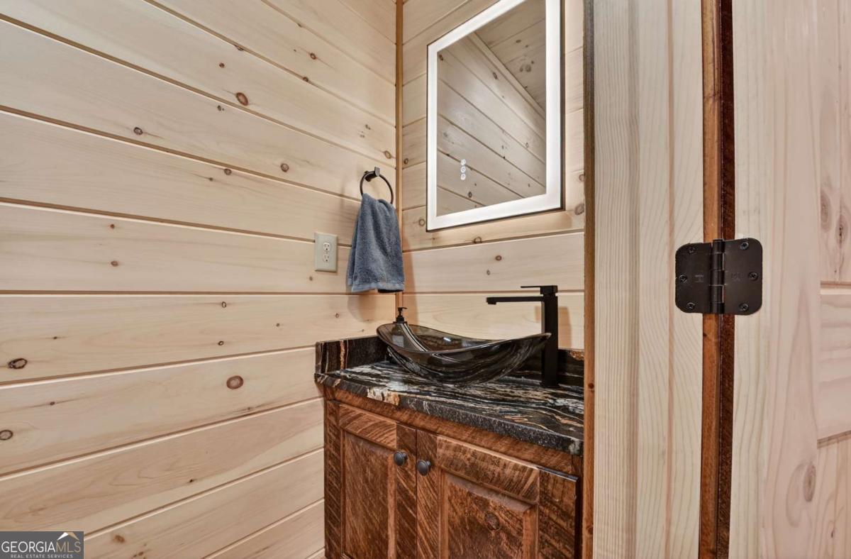 315 River Retreat Road Blue Ridge GA 30513