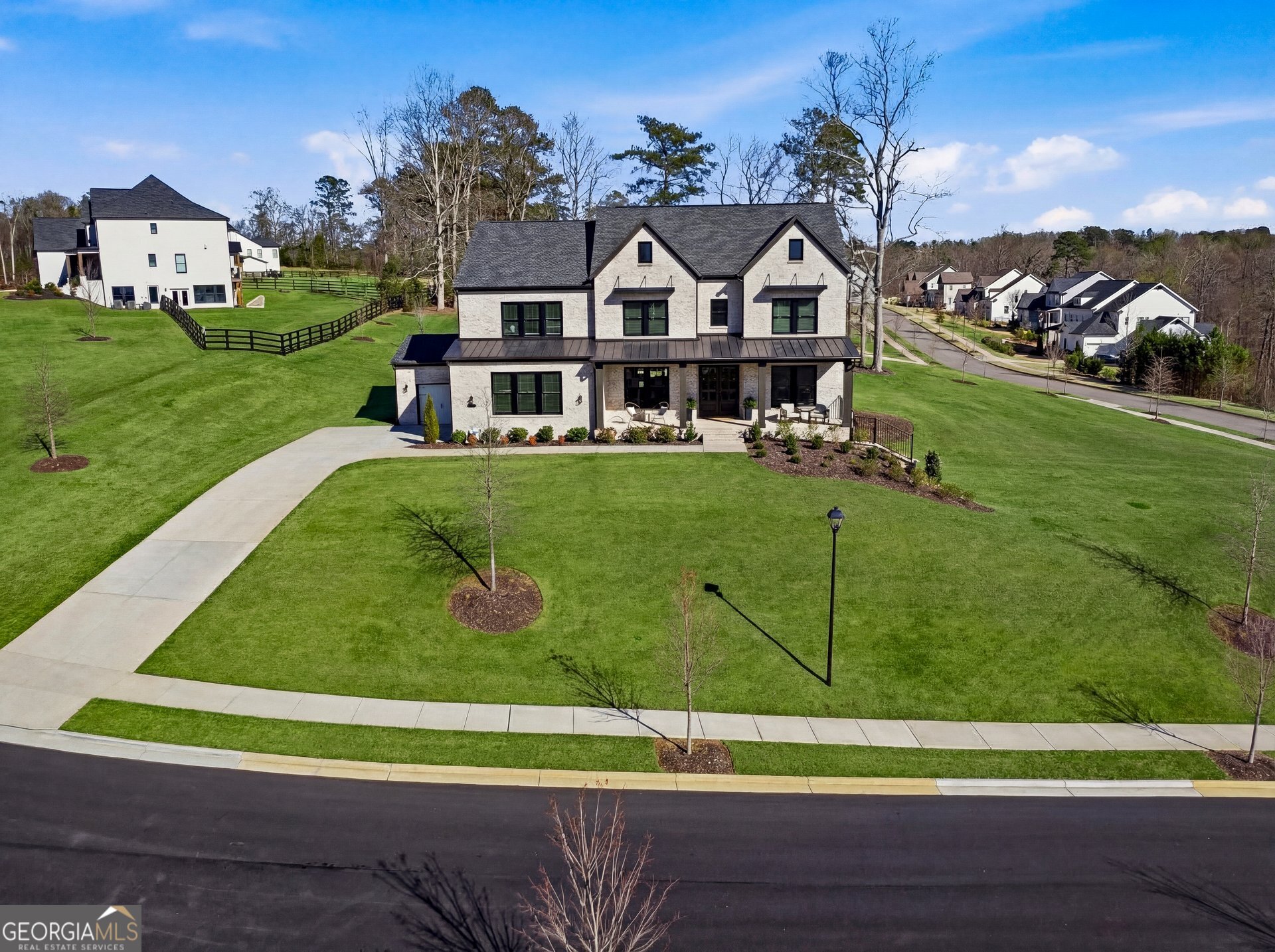 17105 River Overlook Drive Roswell GA 30075