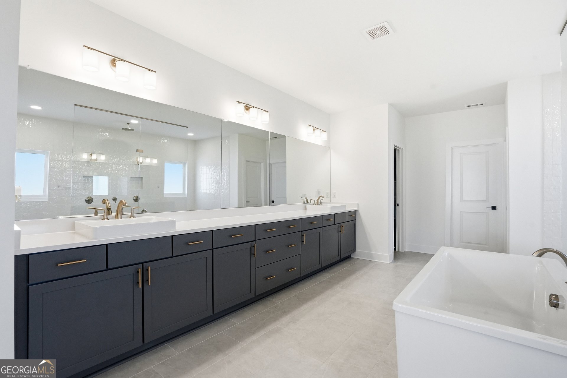 17105 River Overlook Drive Roswell GA 30075
