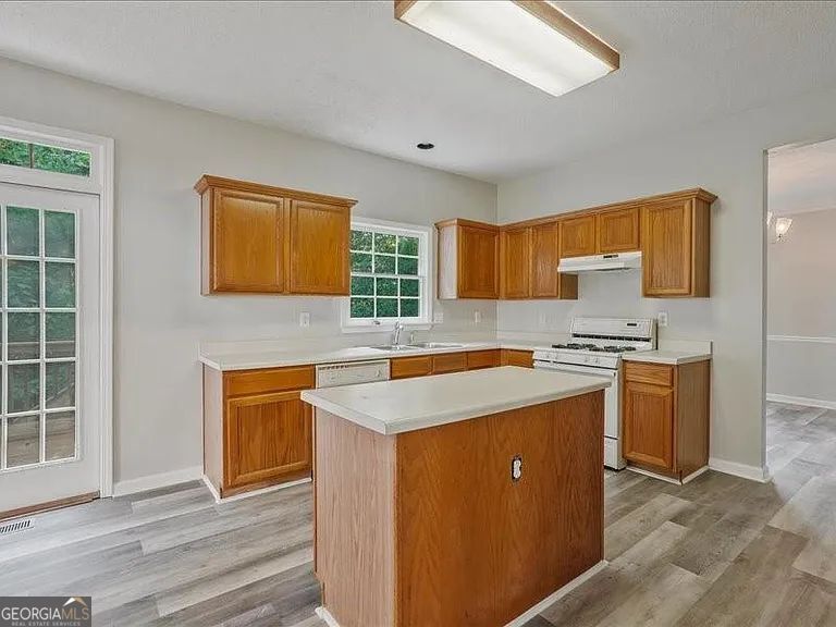 4382 Oakleaf Cove Decatur GA 30034