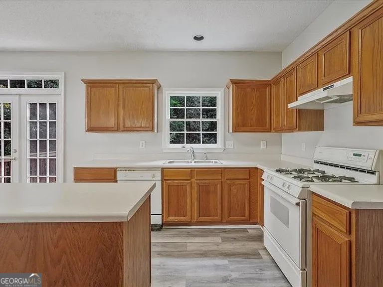 4382 Oakleaf Cove Decatur GA 30034