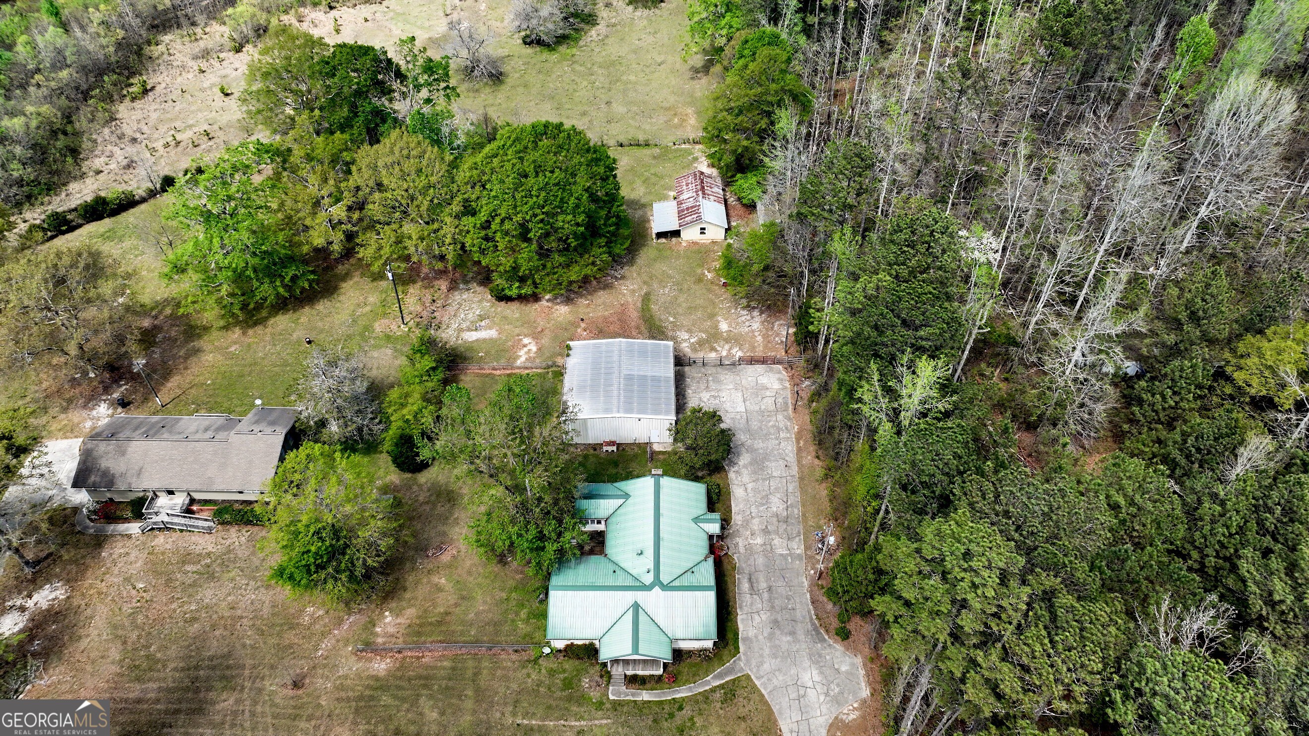 122 Mcintosh Trail Sharpsburg GA 30277