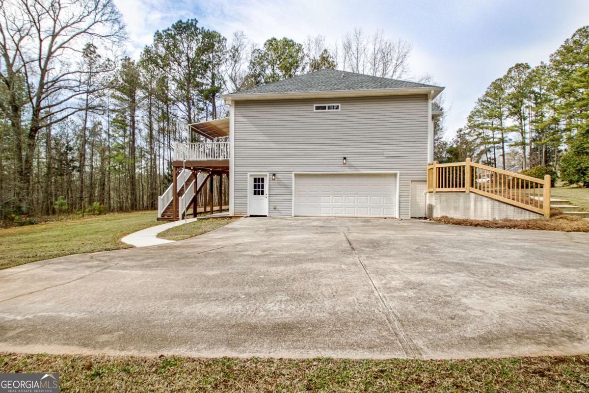 68 Skyview Road Senoia GA 30276