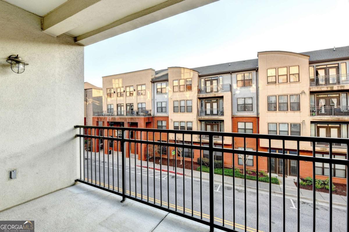 390 17th Street #4013 Street Atlanta GA 30363
