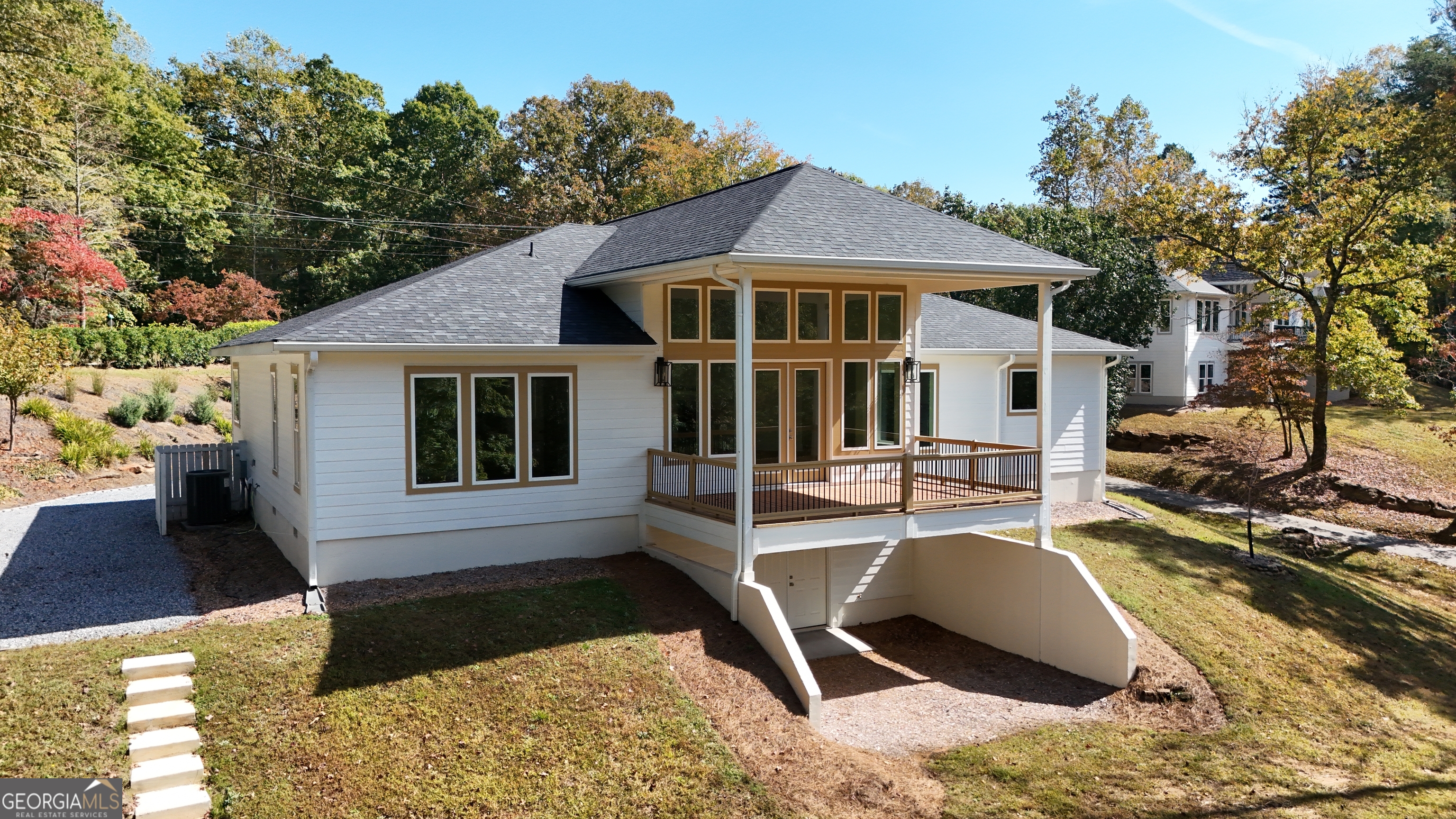 2125 Goat Neck Road Cleveland GA 30528