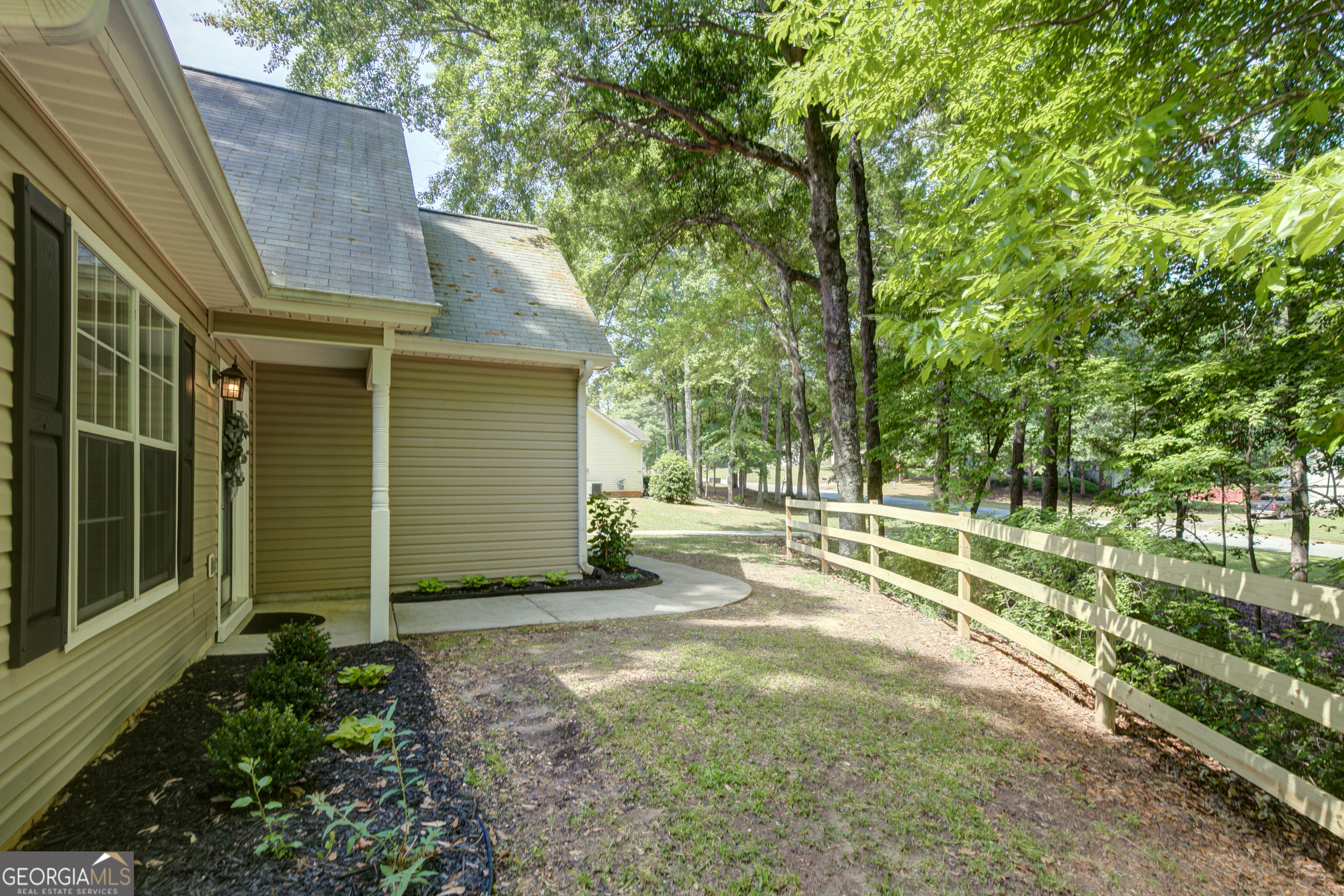 65 Riverside Way Sharpsburg GA 30277