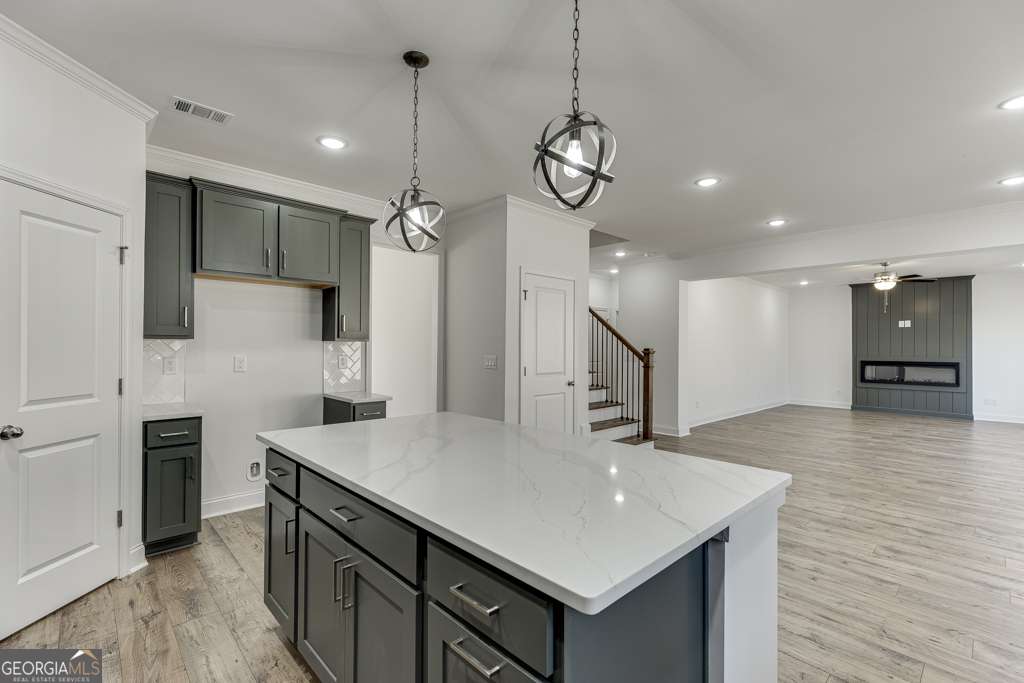 1003 Lakeview Commerce GA 30529