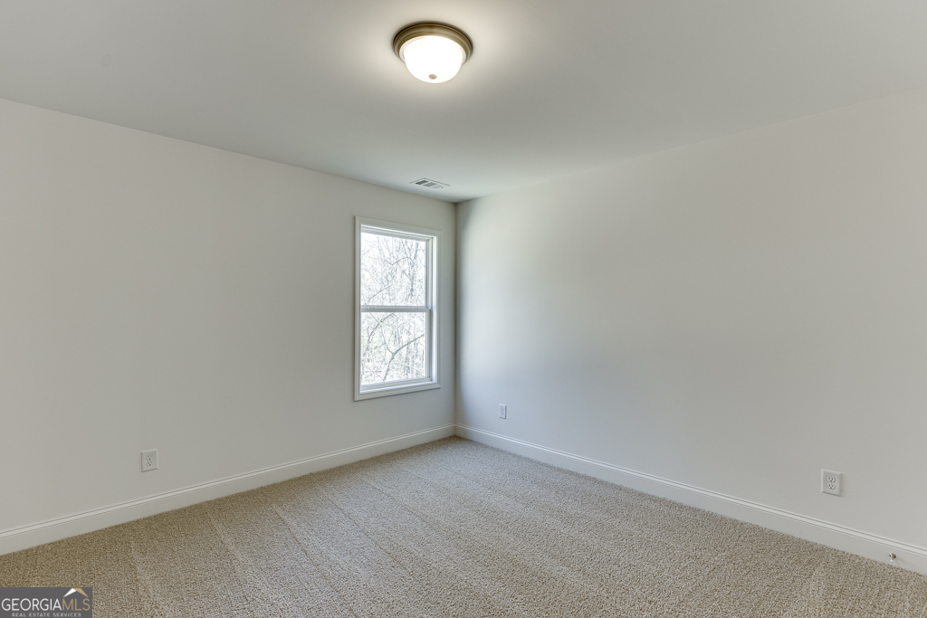 1003 Lakeview Commerce GA 30529