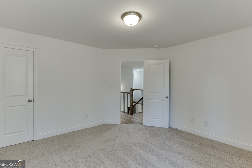 1003 Lakeview Commerce GA 30529