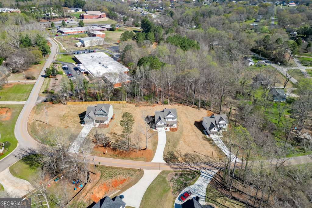 1003 Lakeview Commerce GA 30529
