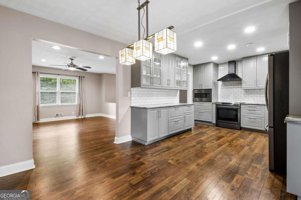 1042 Mountain Woods Court Stone Mountain GA 30087