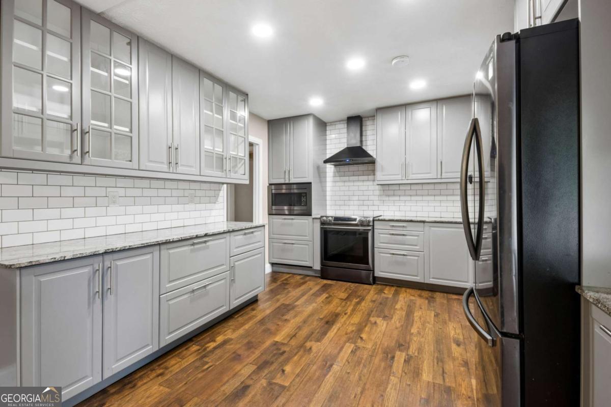 1042 Mountain Woods Court Stone Mountain GA 30087