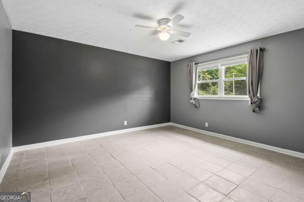 1042 Mountain Woods Court Stone Mountain GA 30087