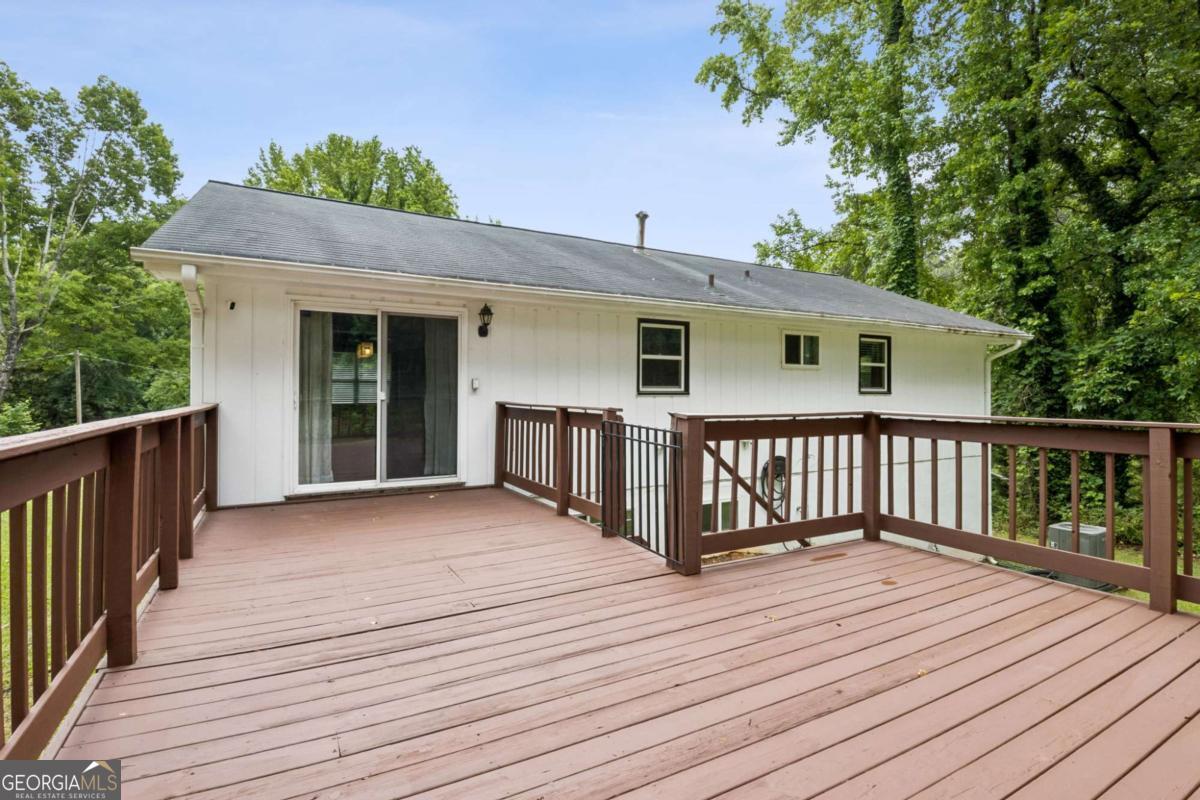 1042 Mountain Woods Court Stone Mountain GA 30087