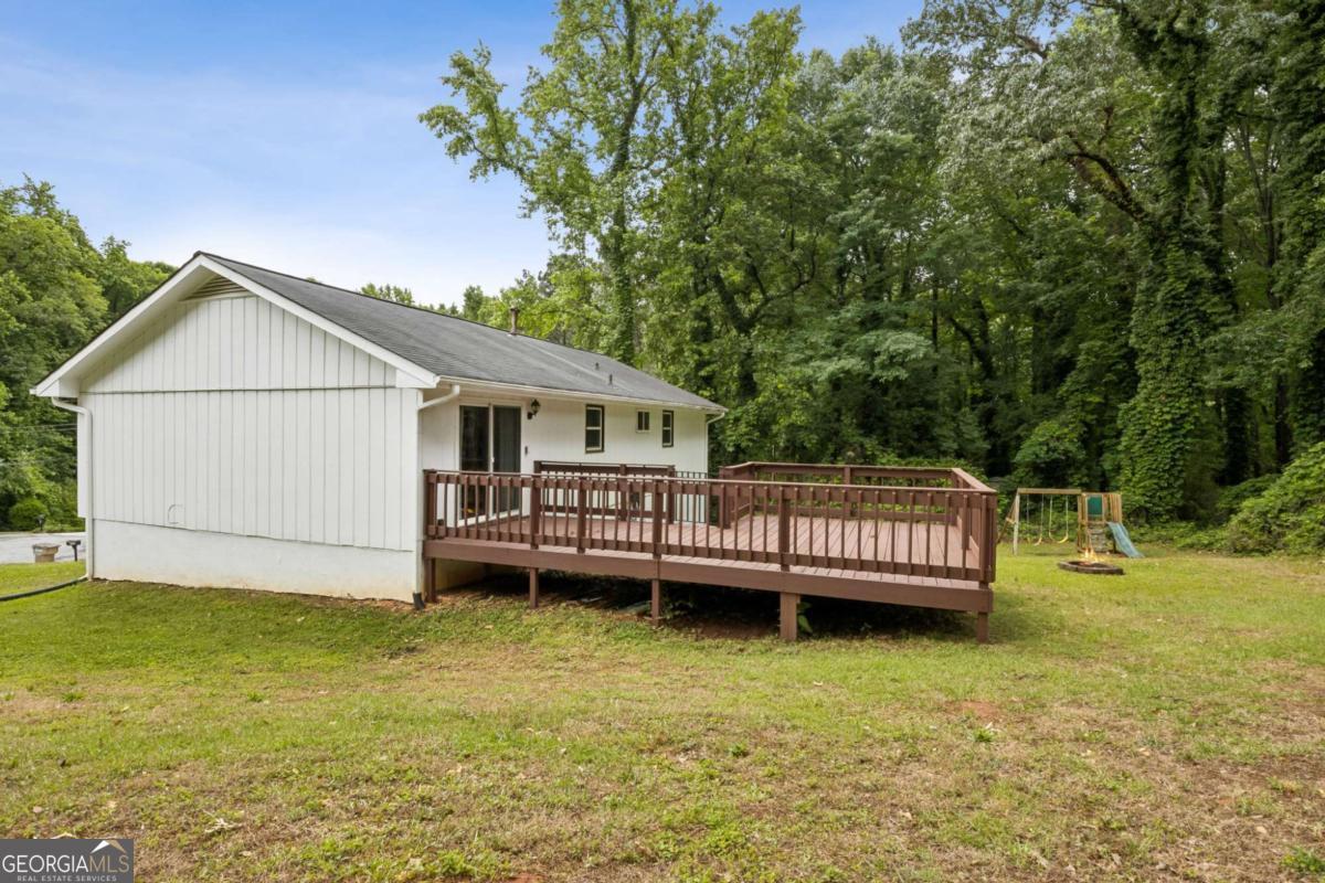 1042 Mountain Woods Court Stone Mountain GA 30087