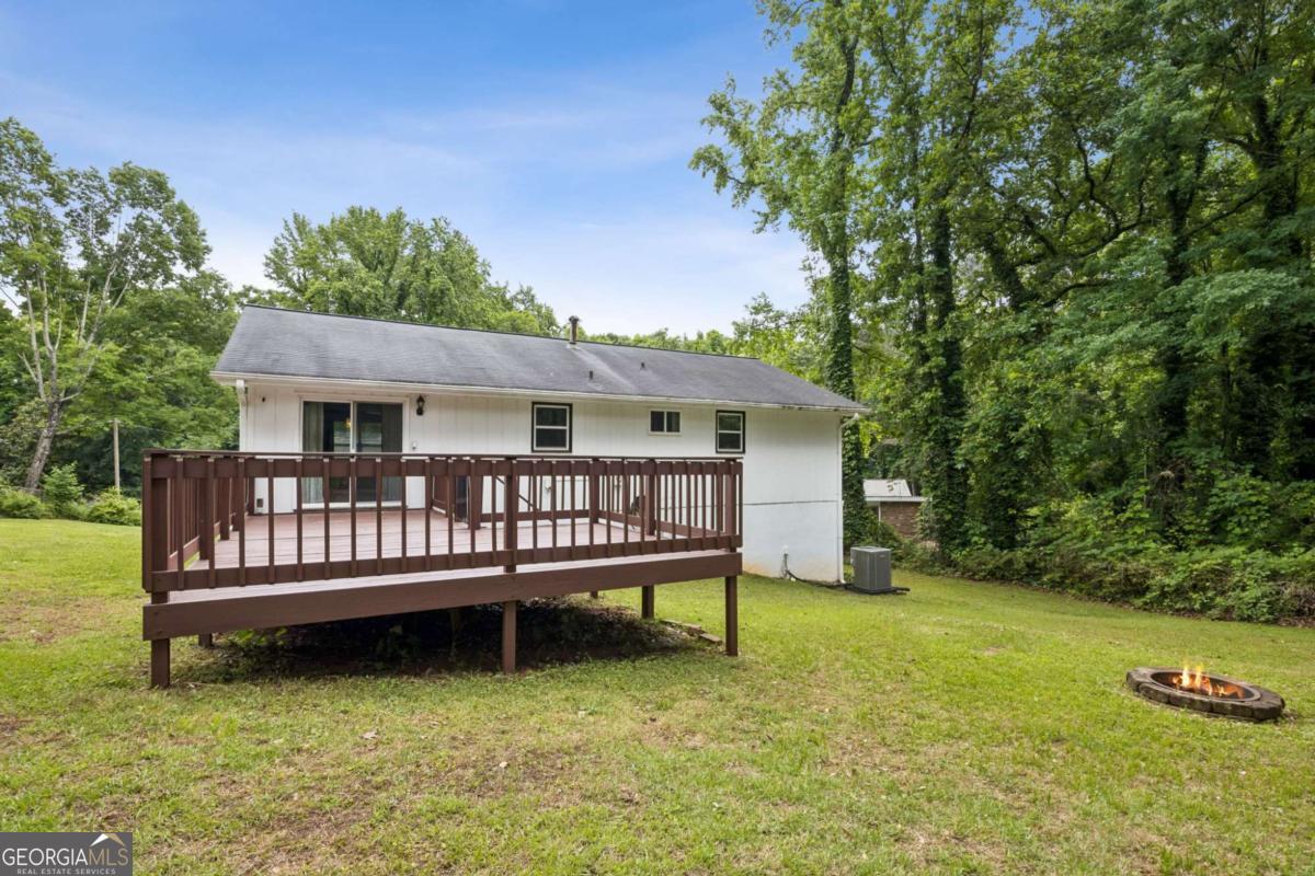 1042 Mountain Woods Court Stone Mountain GA 30087
