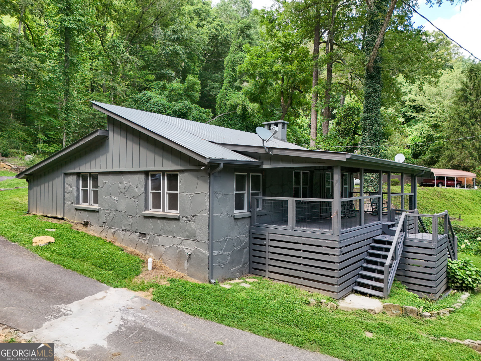 56 Hawthorn Lane Clayton GA 30525