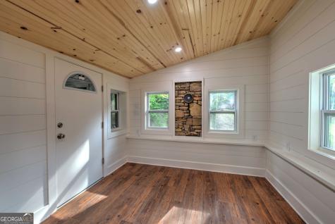56 Hawthorn Lane Clayton GA 30525