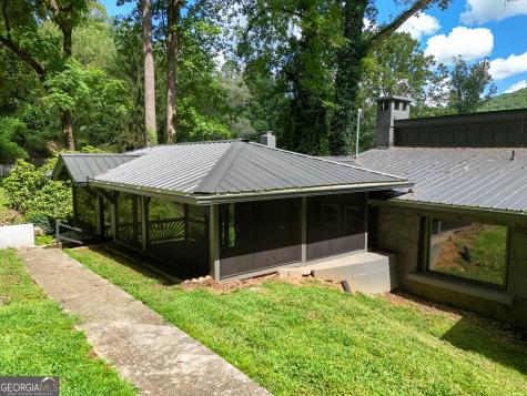56 Hawthorn Lane Clayton GA 30525