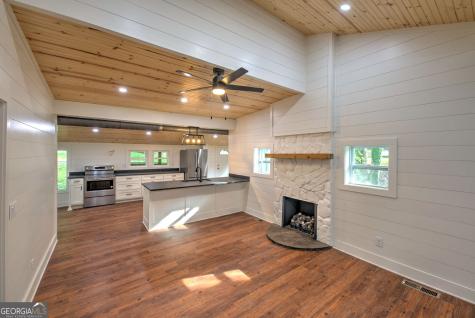 56 Hawthorn Lane Clayton GA 30525